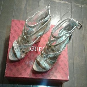 Guess wedges
